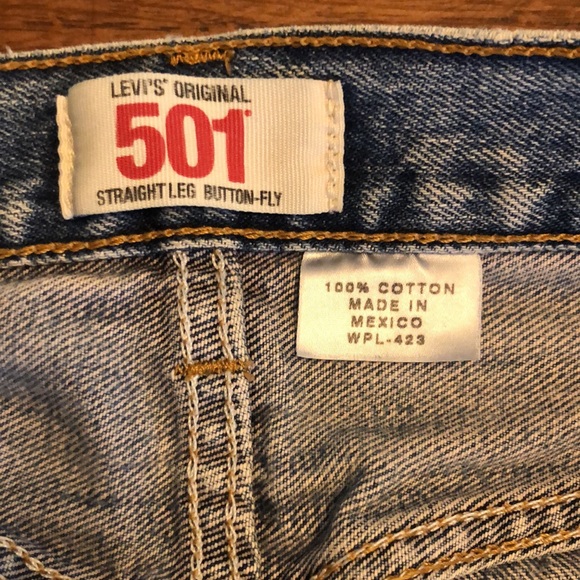 501 Levi’s jeans. Waist 30”, Length 26”. - Picture 6 of 7